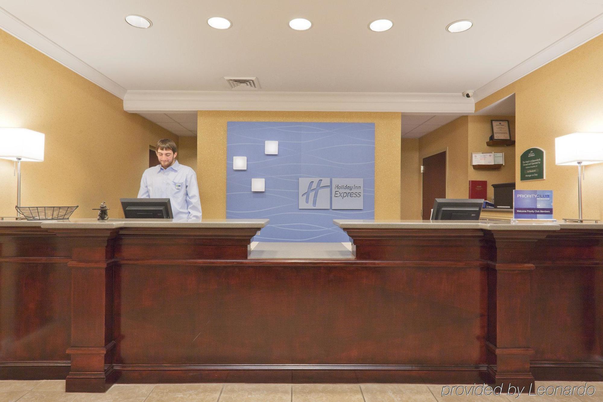Holiday Inn Express & Suites - Tuscaloosa-University By Ihg Dalaman gambar